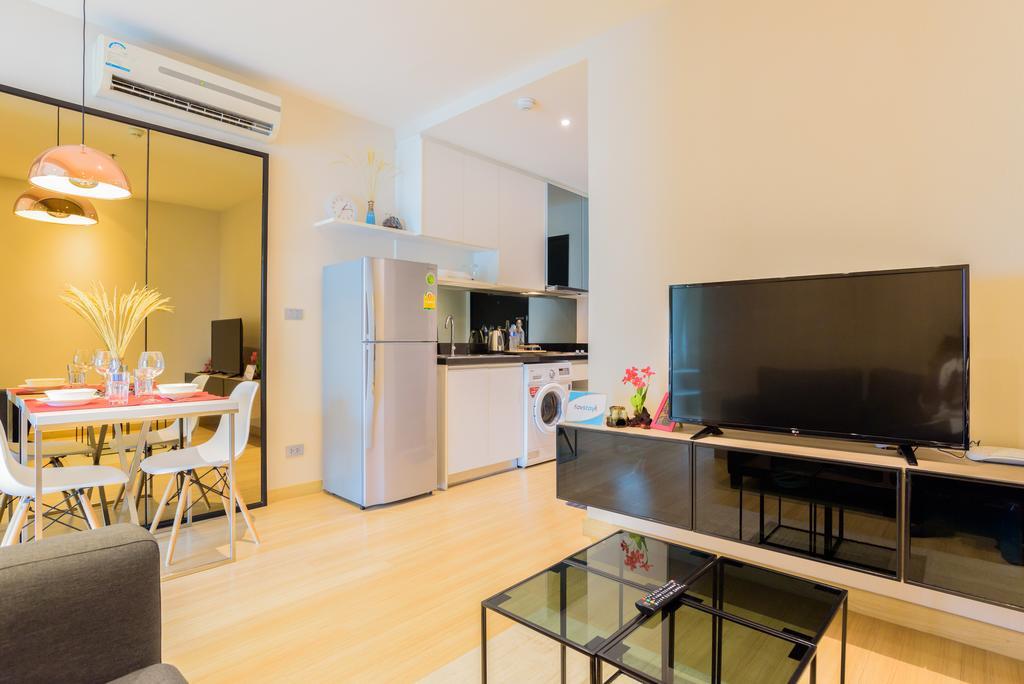 Sky Walk Condominium Apartment Bangkok